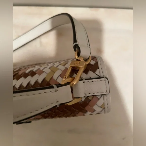 Tory Burch Thea Crossbody in multiwoven leather - Picture 2 of 9